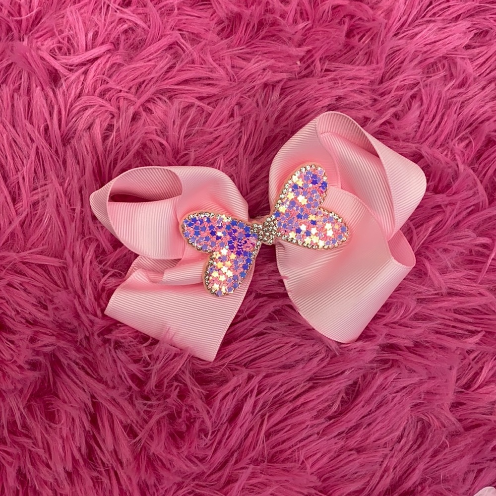 Little girls pink hair bow